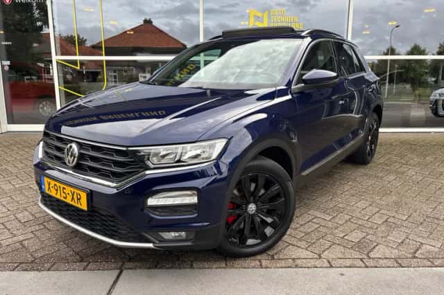 Volkswagen T-Roc (2019) thumbnail 1