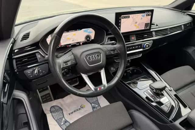Audi A4 (2022) thumbnail 5