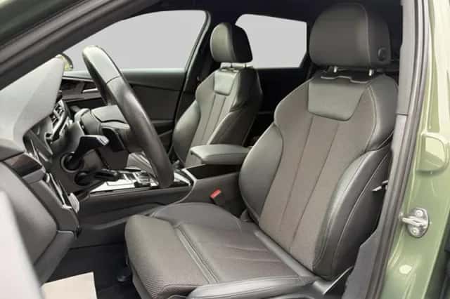 Audi A4 (2022) thumbnail 6