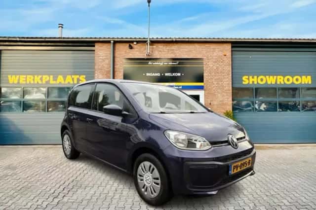 Volkswagen Up! (2017) thumbnail 1