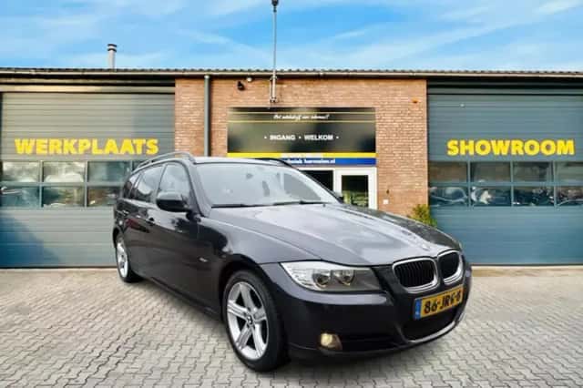 BMW 3-Serie (2009) thumbnail 1