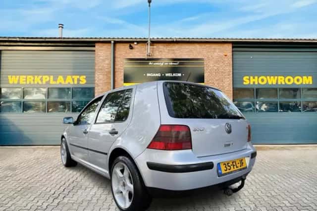 Volkswagen Golf (2000) thumbnail 2