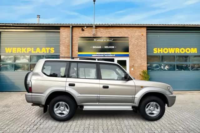 Toyota Land Cruiser 90 (2001) thumbnail 3