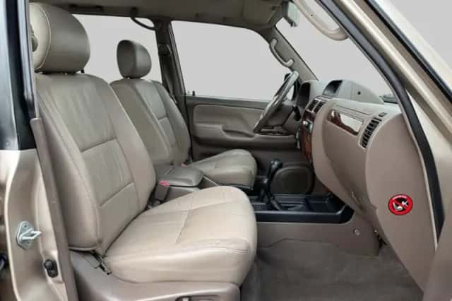 Toyota Land Cruiser 90 (2001) thumbnail 5