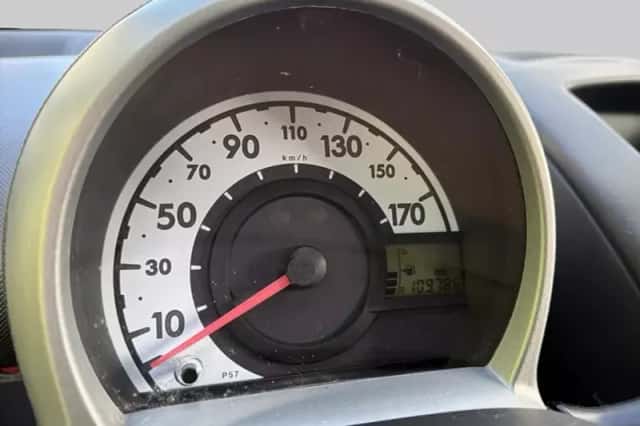 Peugeot 107 (2012) thumbnail 5