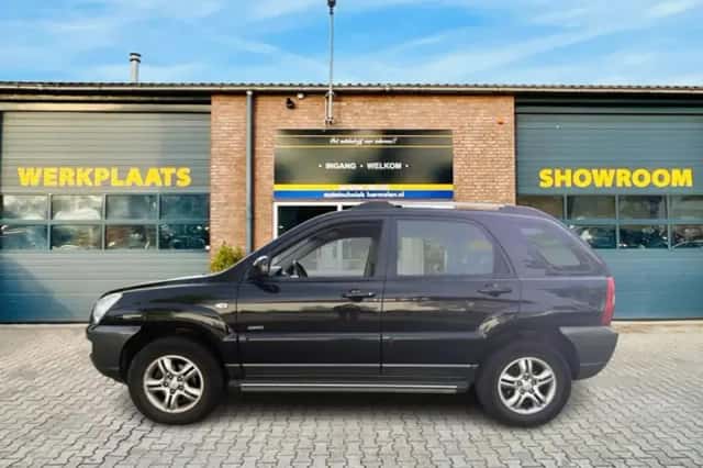 Kia Sportage (2007) thumbnail 3
