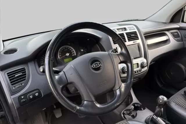 Kia Sportage (2007) thumbnail 5