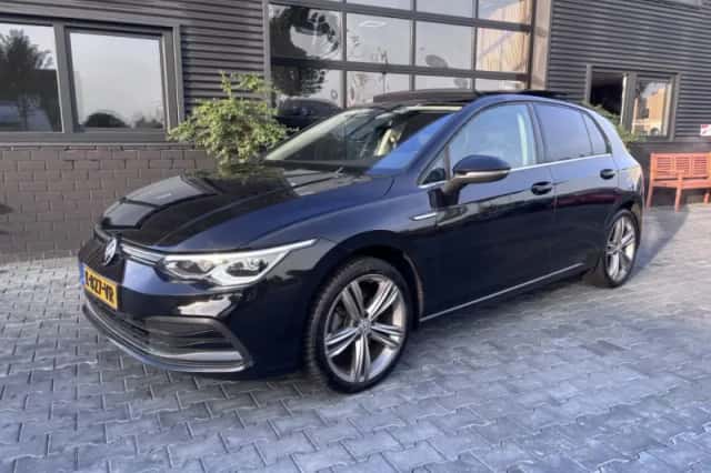 Volkswagen Golf (2020) thumbnail 1