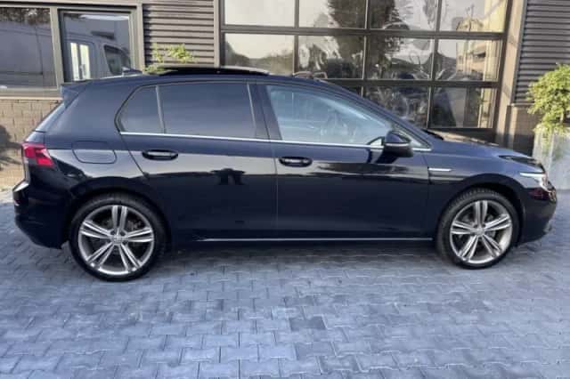 Volkswagen Golf (2020) thumbnail 3