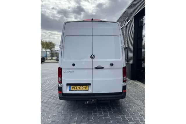 Volkswagen Crafter (2020) thumbnail 6
