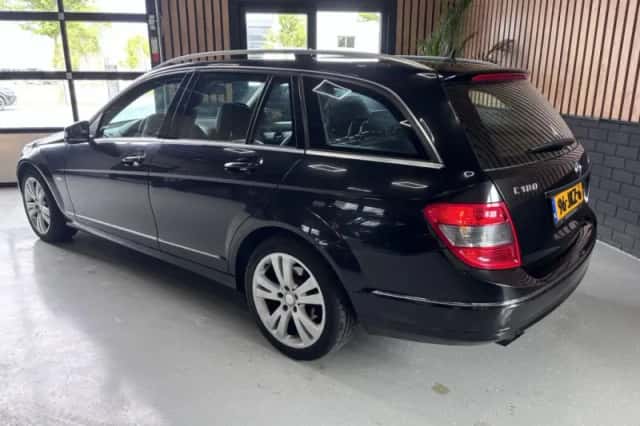 Mercedes-Benz C-Klasse (2009) thumbnail 3