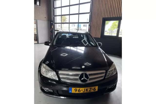 Mercedes-Benz C-Klasse (2009) thumbnail 5