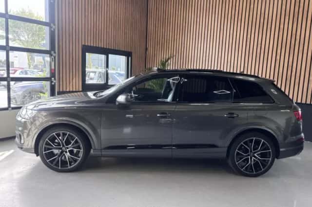 Audi Q7 (2016) thumbnail 4