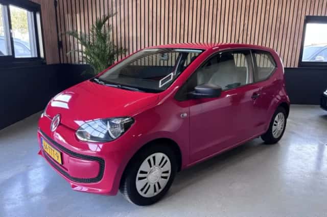 Volkswagen Up! (2012) thumbnail 1