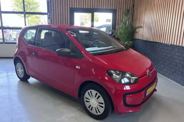 Volkswagen Up! (2012) thumbnail 6