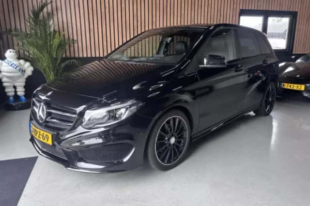 Mercedes-Benz B-Klasse (2015) thumbnail 1