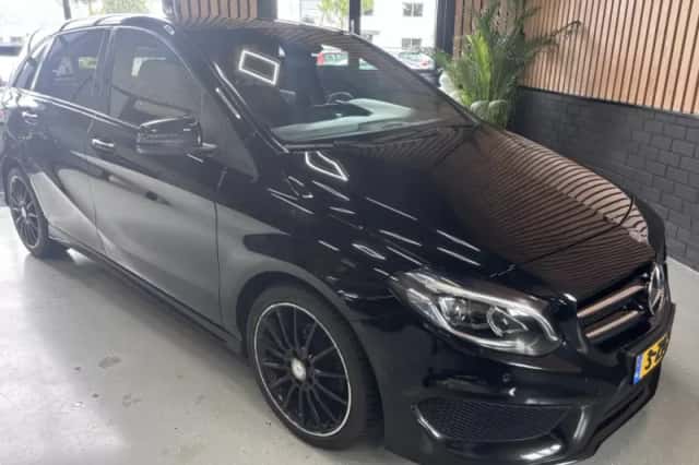 Mercedes-Benz B-Klasse (2015) thumbnail 2