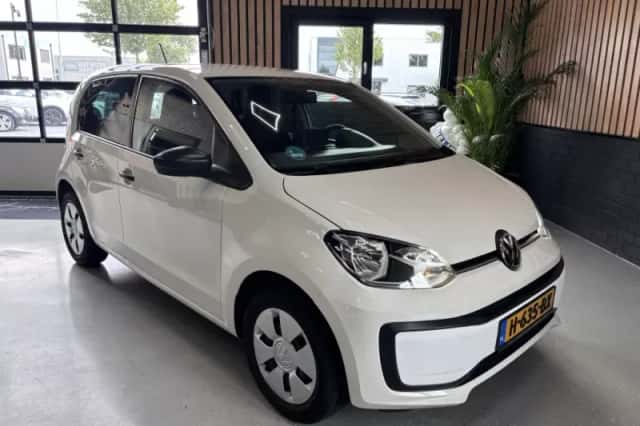 Volkswagen Up! (2020) thumbnail 4