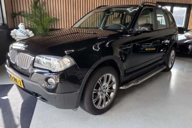 BMW X3 (2009) thumbnail 1