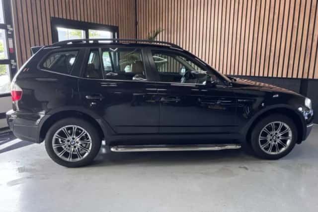 BMW X3 (2009) thumbnail 4