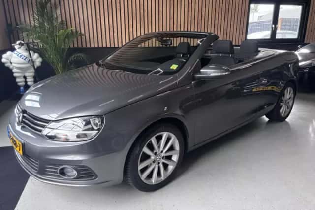 Volkswagen Eos (2012) thumbnail 1