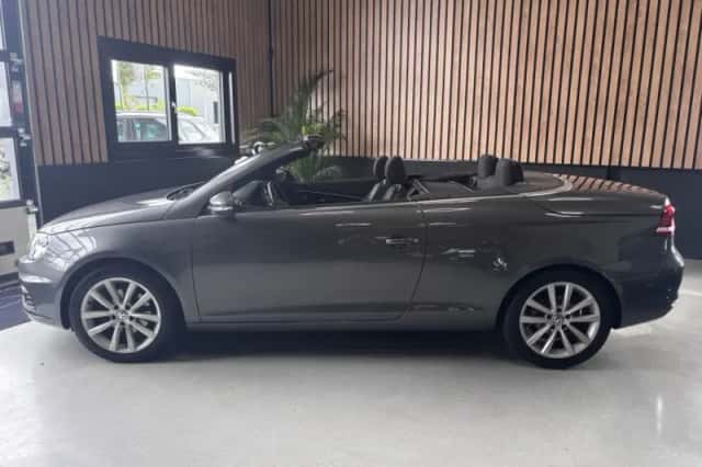 Volkswagen Eos (2012) thumbnail 3
