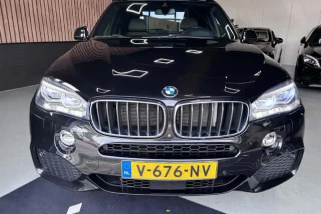 BMW X5 (2018) thumbnail 5