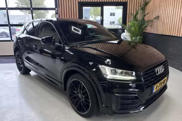 Audi Q2 (2020) thumbnail 2