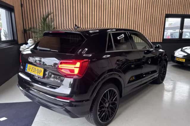 Audi Q2 (2020) thumbnail 3