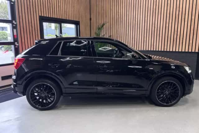 Audi Q2 (2020) thumbnail 4