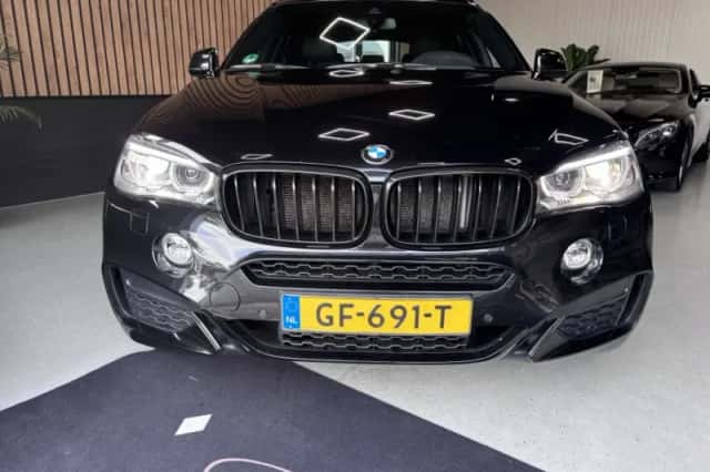 BMW X6 (2015) thumbnail 5