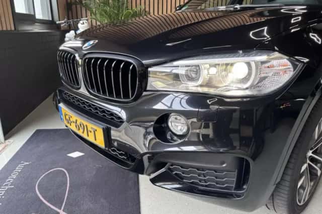 BMW X6 (2015) thumbnail 6
