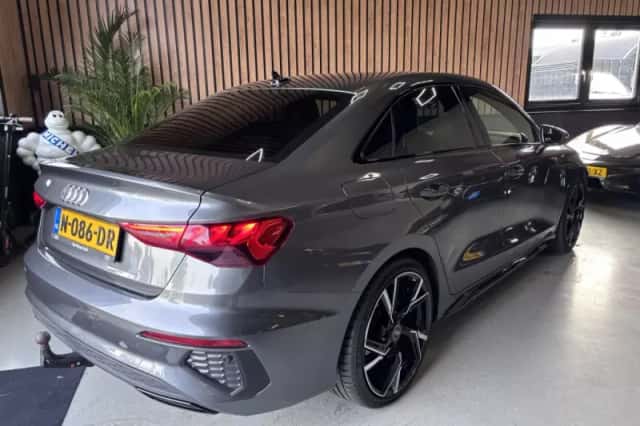 Audi A3 (2021) thumbnail 6