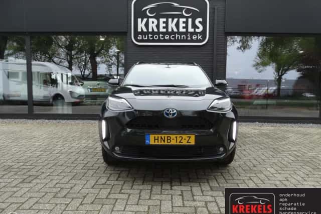 Toyota Yaris Cross (2024) thumbnail 2