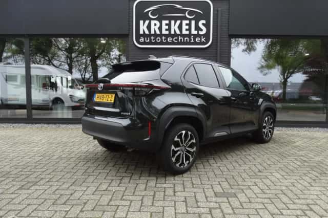 Toyota Yaris Cross (2024) thumbnail 5