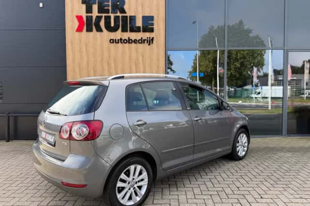 Volkswagen Golf Plus (2012) thumbnail 2