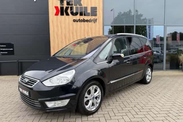 Ford Galaxy (2012) thumbnail 1