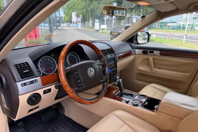 Volkswagen Touareg (2006) thumbnail 3