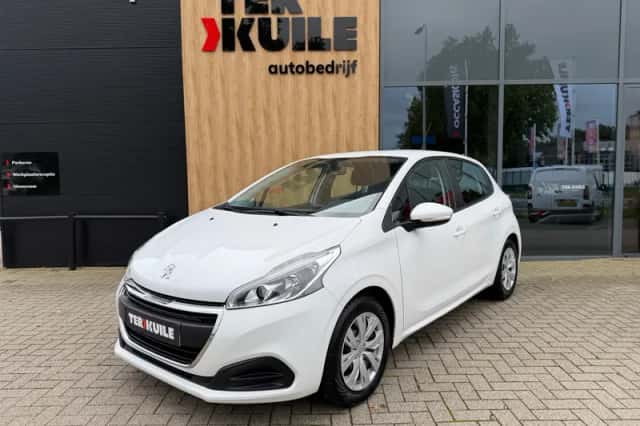 Peugeot 208 (2018) thumbnail 1