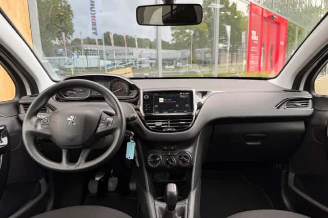 Peugeot 208 (2018) thumbnail 4