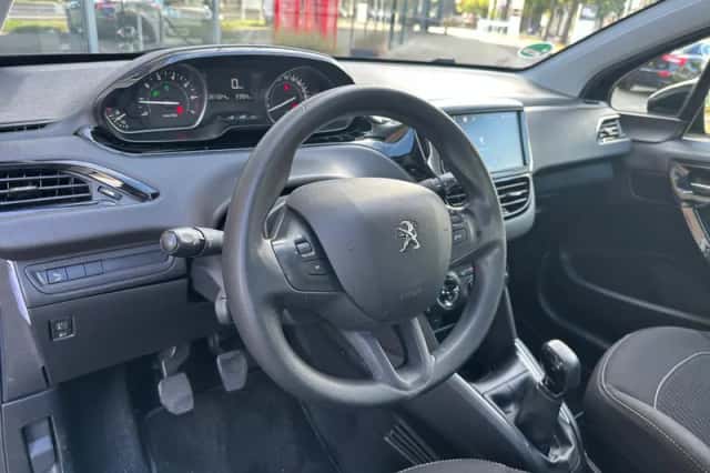 Peugeot 208 (2018) thumbnail 4