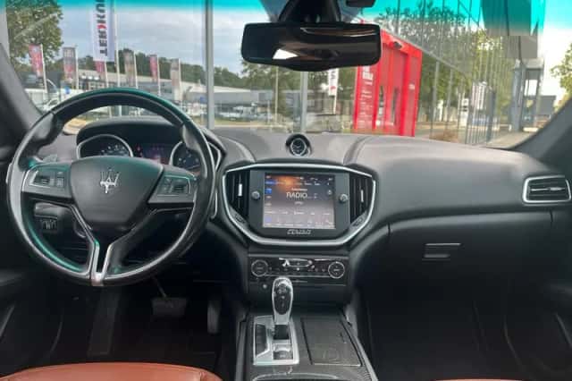 Maserati Ghibli (2014) thumbnail 6