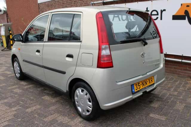 Daihatsu Cuore (2004) thumbnail 4