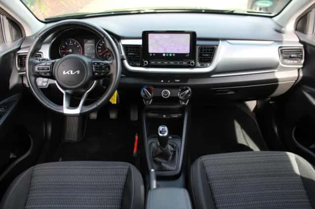 Kia Stonic (2023) thumbnail 6