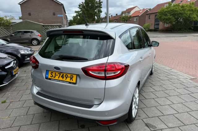 Ford C-Max (2018) thumbnail 3