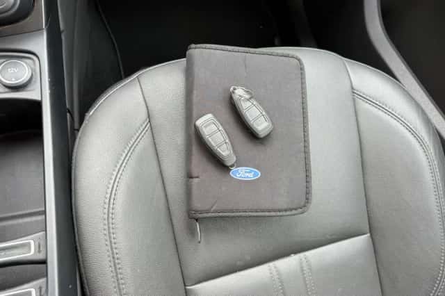 Ford C-Max (2018) thumbnail 5