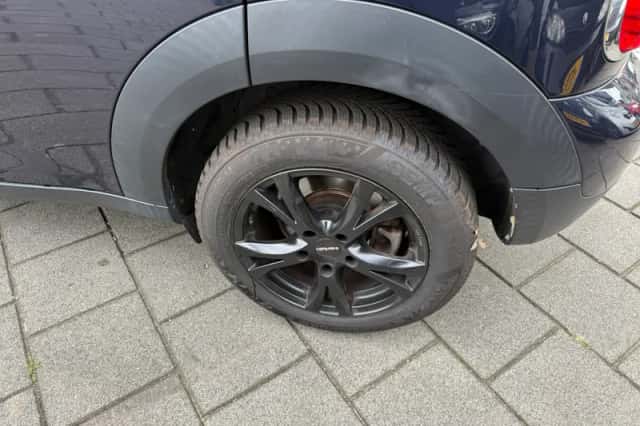 MINI Countryman (2012) thumbnail 6