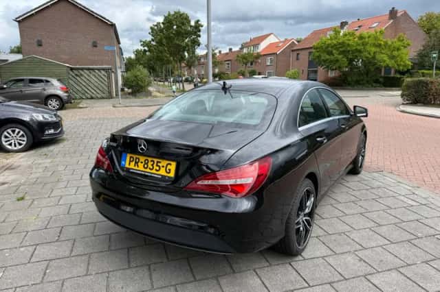 Mercedes-Benz CLA-Klasse (2017) thumbnail 2
