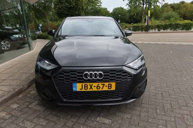 Audi A3 (2023) thumbnail 6
