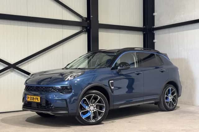 Lynk & Co 01 (2022) thumbnail 1
